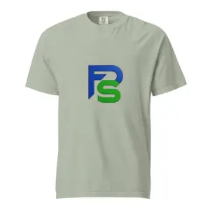 Light gray t-shirt with blue and green stylized letters 'P' and '3'.
